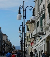 Illuminazione stradale Aurora home Elux